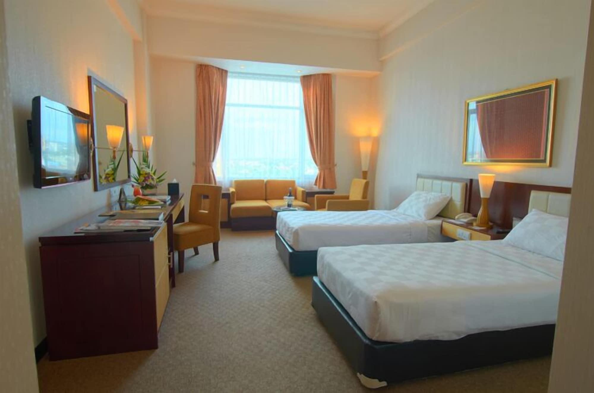 Grand Jatra Hotel Pekanbaru Esterno foto