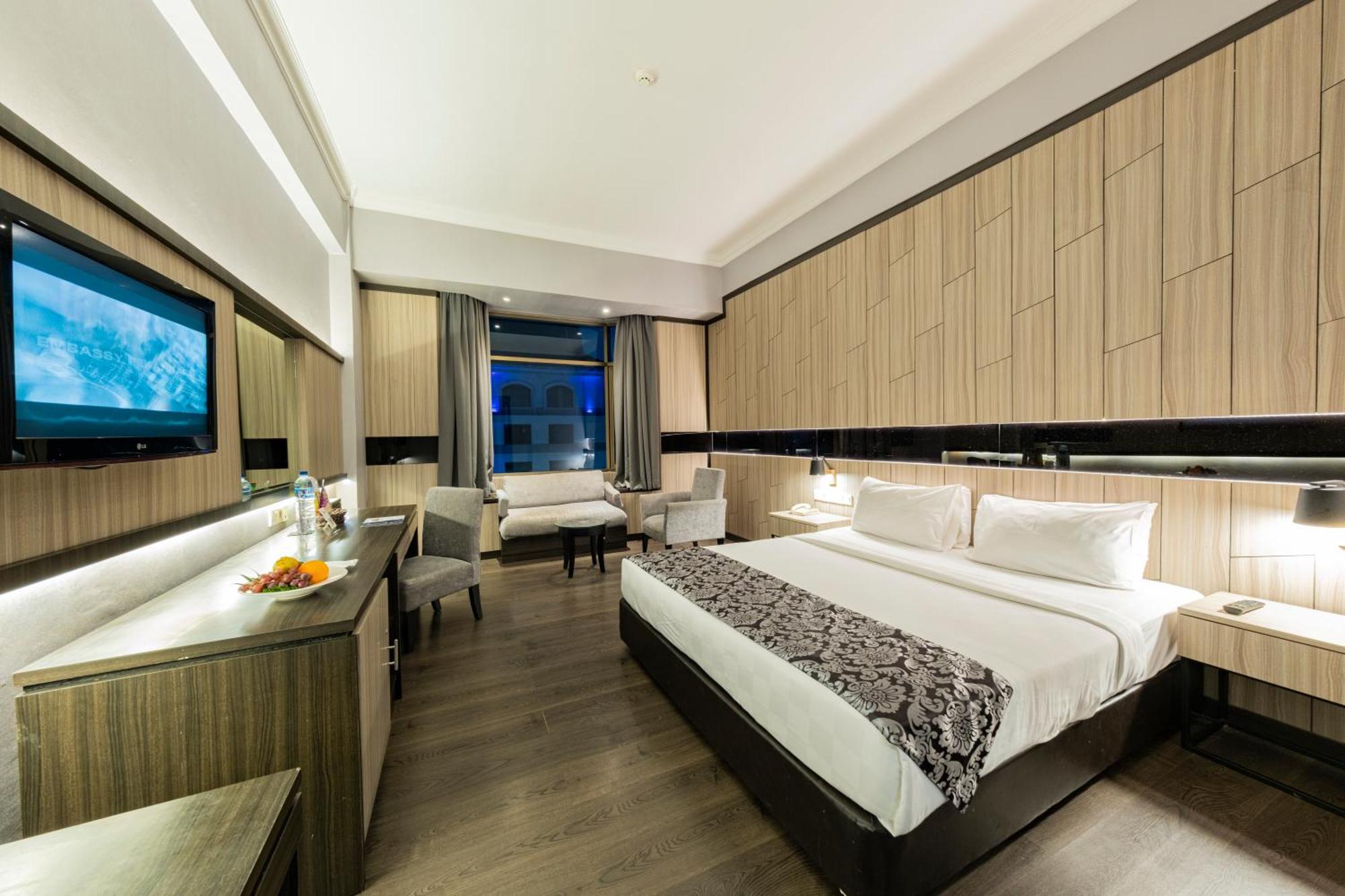 Grand Jatra Hotel Pekanbaru Esterno foto