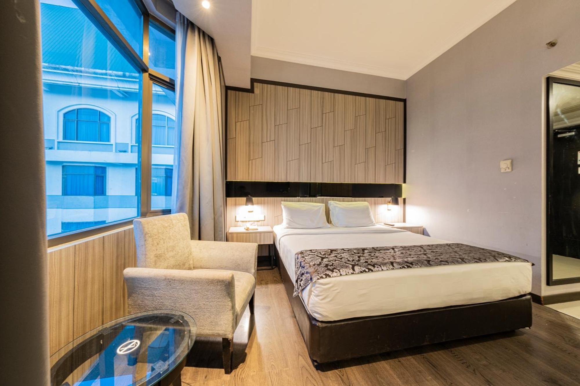 Grand Jatra Hotel Pekanbaru Esterno foto