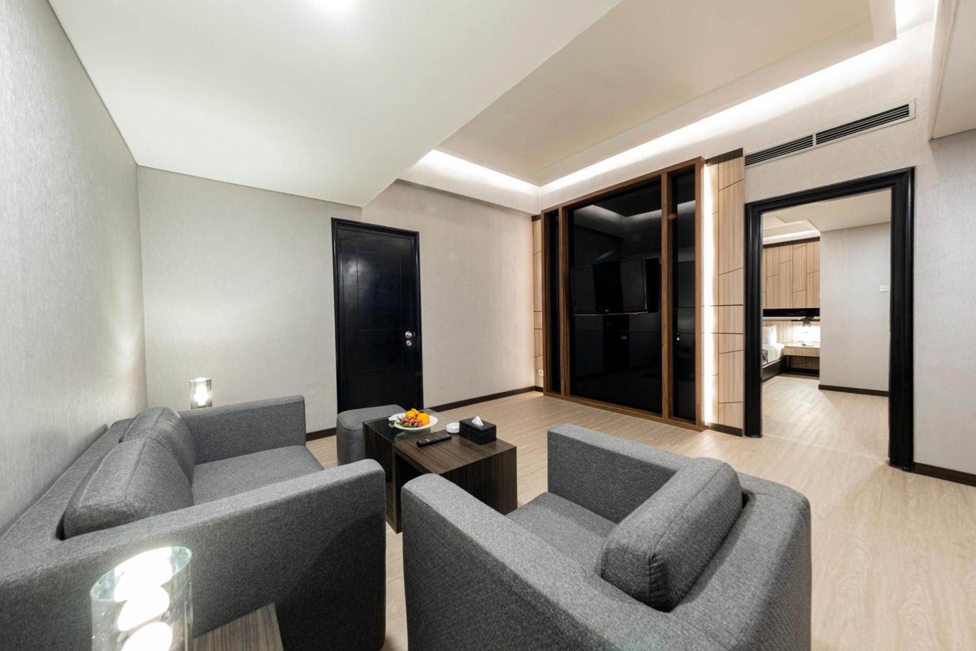 Grand Jatra Hotel Pekanbaru Esterno foto