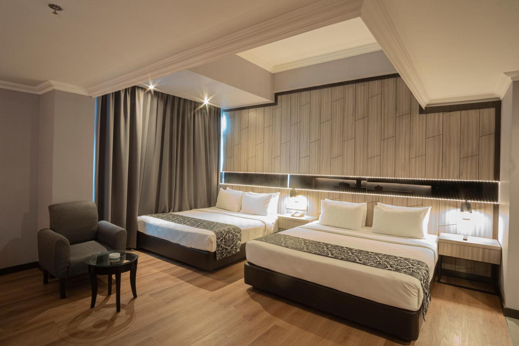 Grand Jatra Hotel Pekanbaru Esterno foto