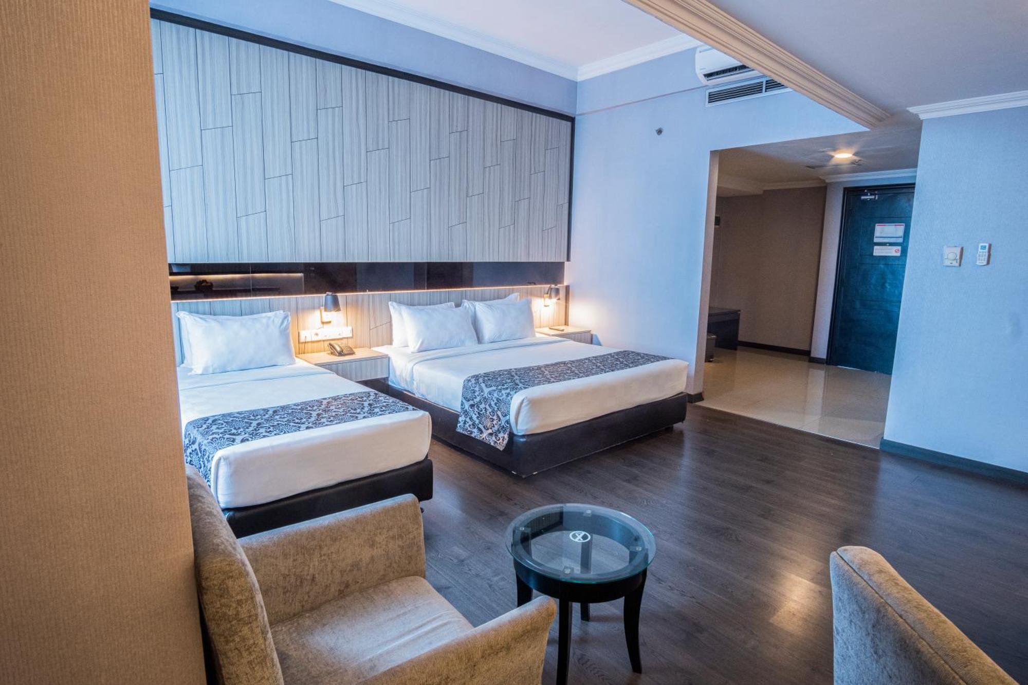Grand Jatra Hotel Pekanbaru Esterno foto